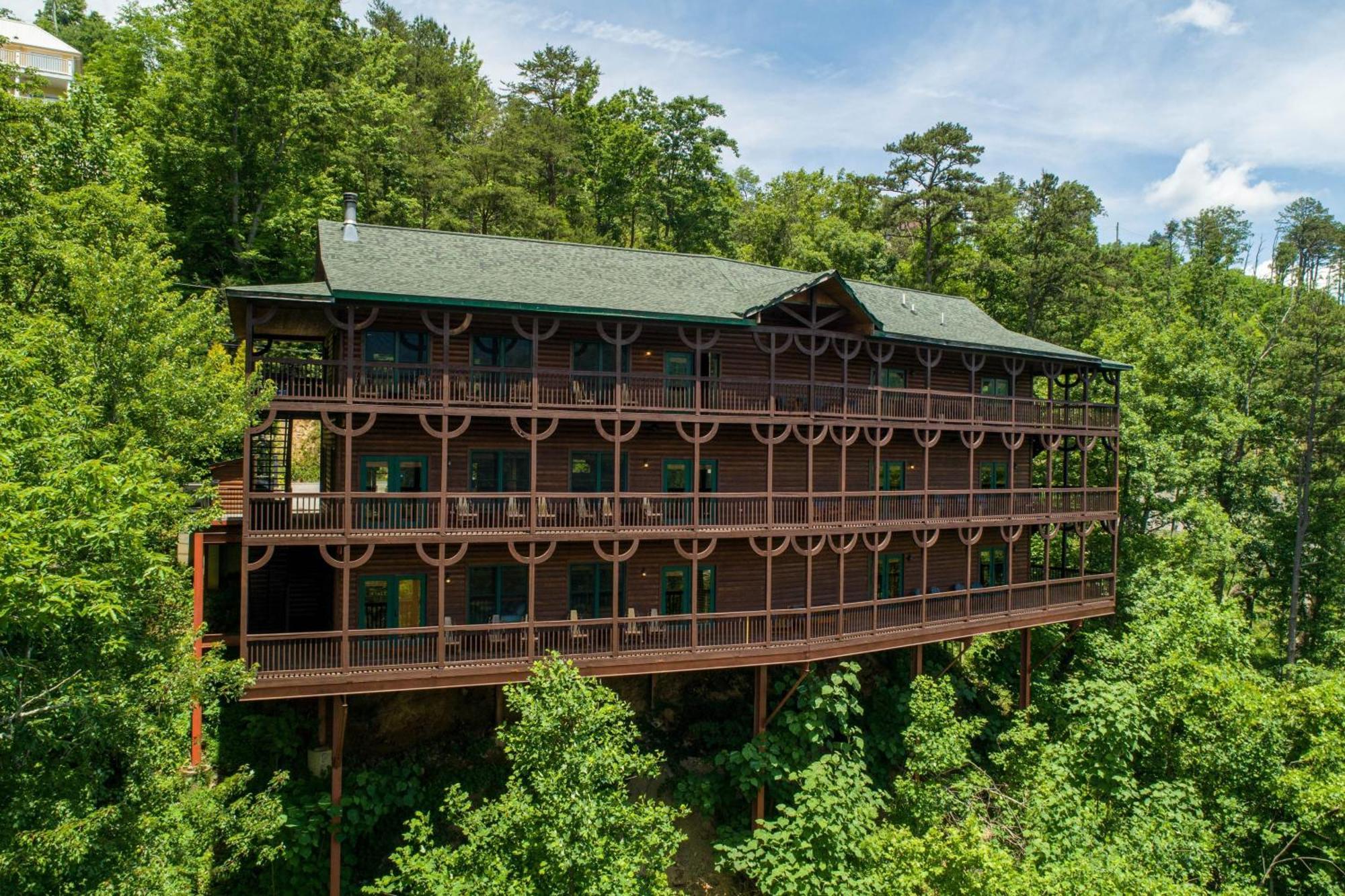 Hickory Ridge By Avantstay Incredible Private Elevated Cabin Sleeps 20 Gatlinburg Esterno foto