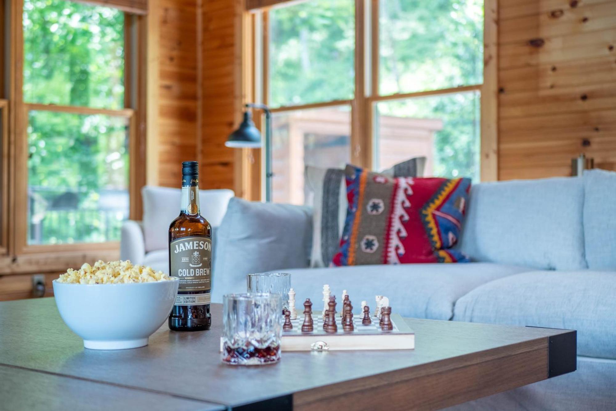 Hickory Ridge By Avantstay Incredible Private Elevated Cabin Sleeps 20 Gatlinburg Esterno foto