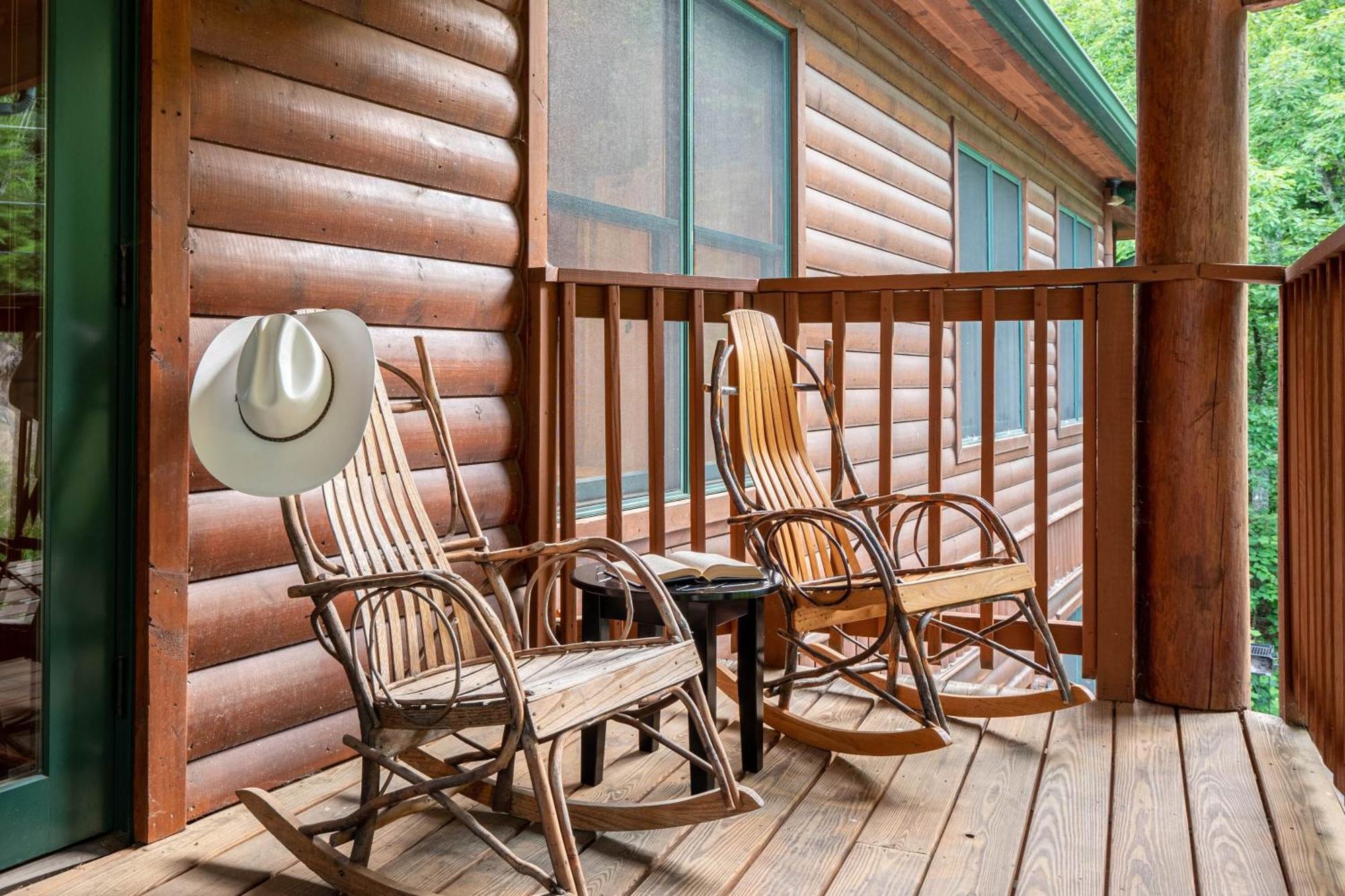 Hickory Ridge By Avantstay Incredible Private Elevated Cabin Sleeps 20 Gatlinburg Esterno foto